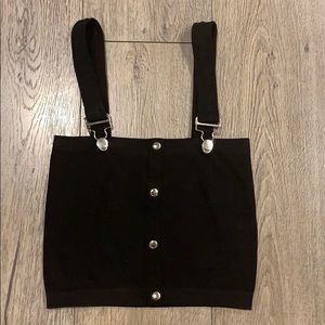 Black crop top